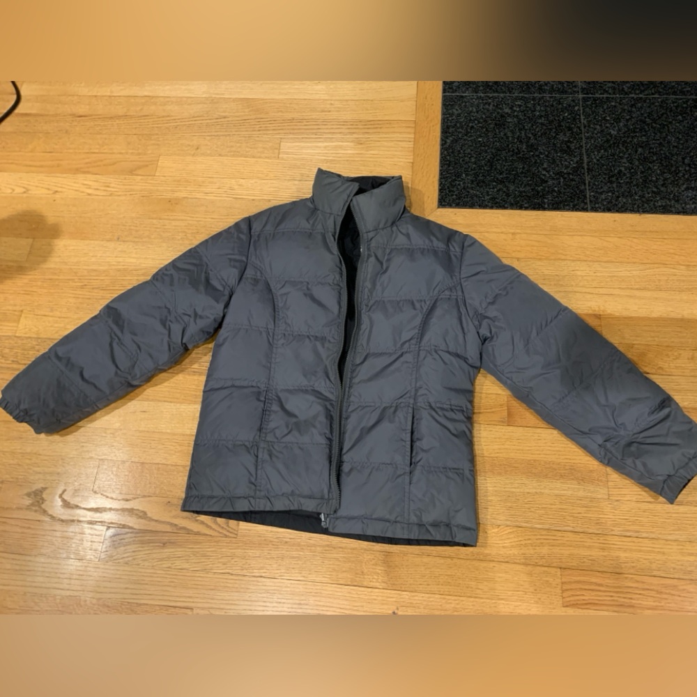 Stylish Gray/Black Reversible Puffer Jacket
